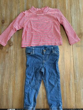 Baby girl shirt and jeans set
